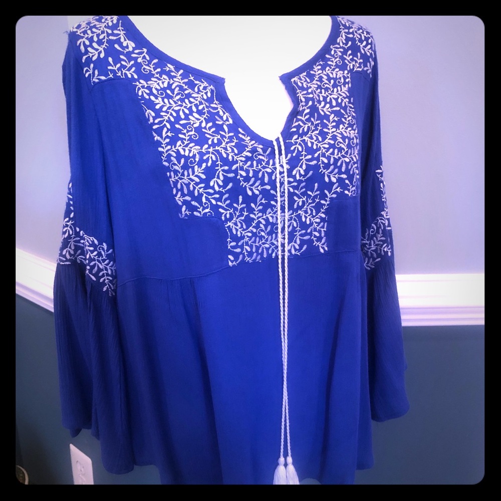 Boho peasant top by Entro - size Medium